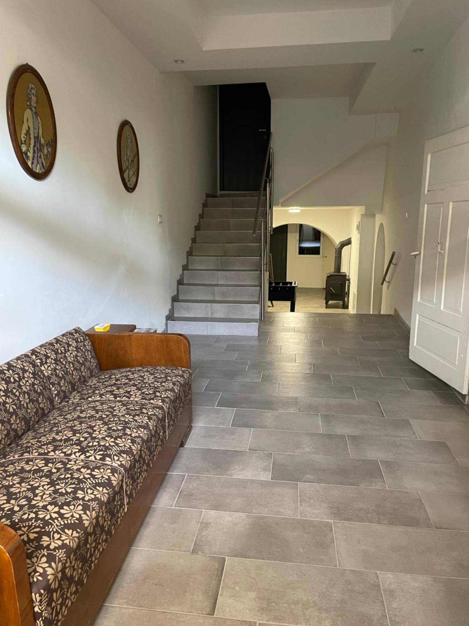 Zu Hause Guest House Vrbov Luaran gambar